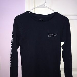 Vineyard vines tee
